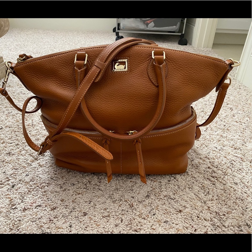 Like New Dooney & Bourke Top Handle Bag - Picture 4 of 9